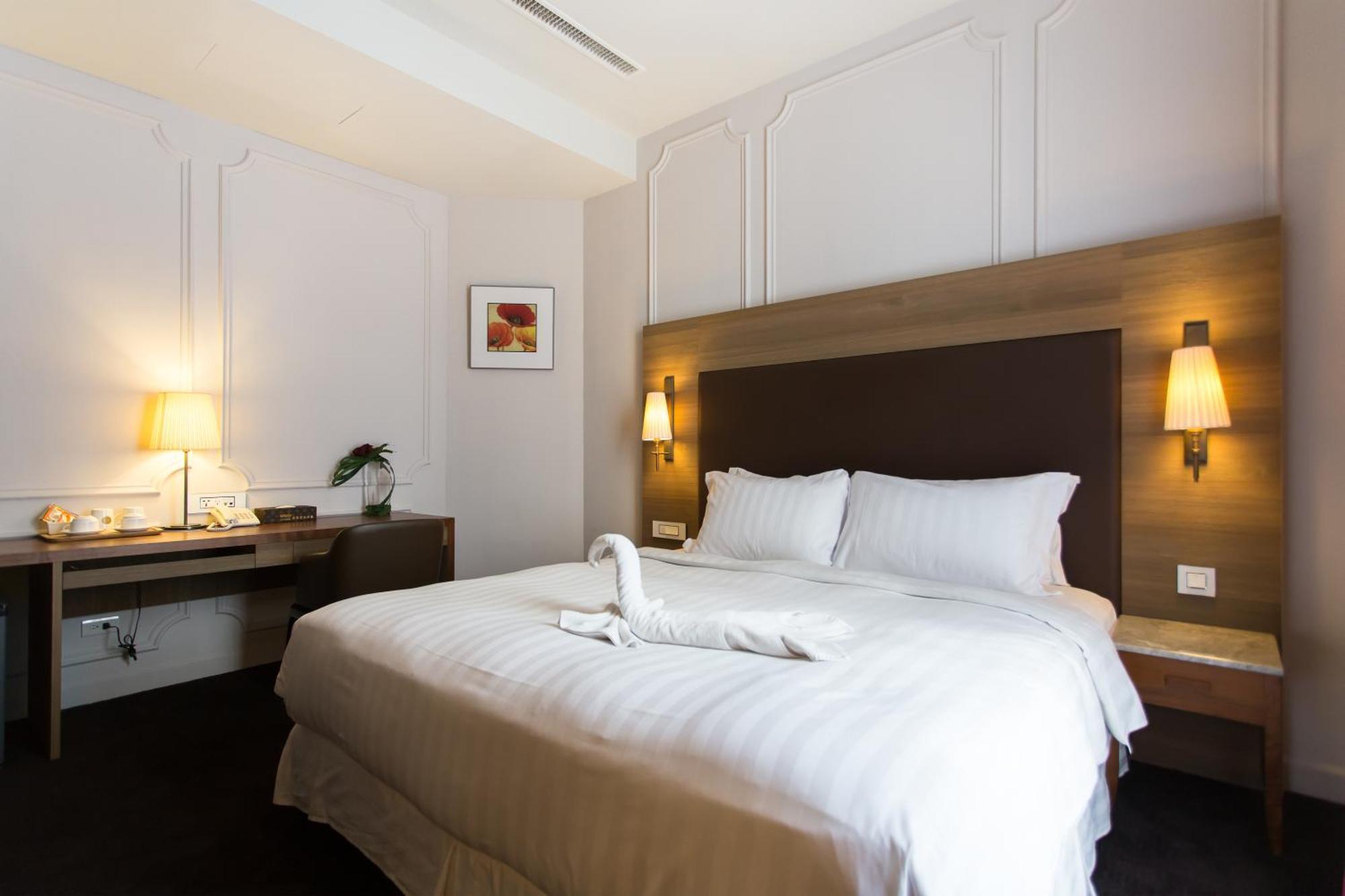 Hotel 麗馨商旅七賢館 Kaohsiung Habitación foto
